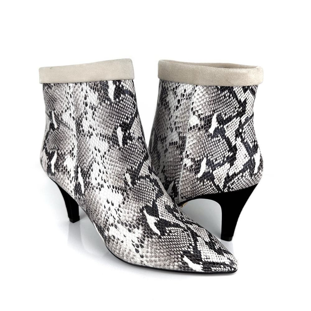 42 Gold Women's Ojai Snakeskin Print Pointed Toe Leather Booties Gray Size 9